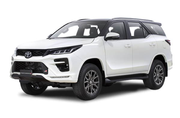 Toyota Fortuner Gr-s 2022 blanca